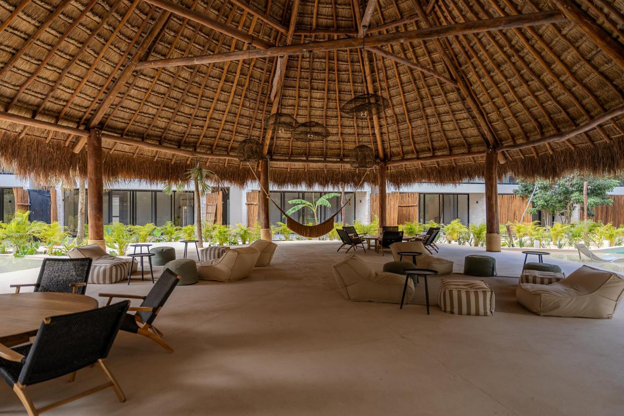 Luxury Jungle By Casago
